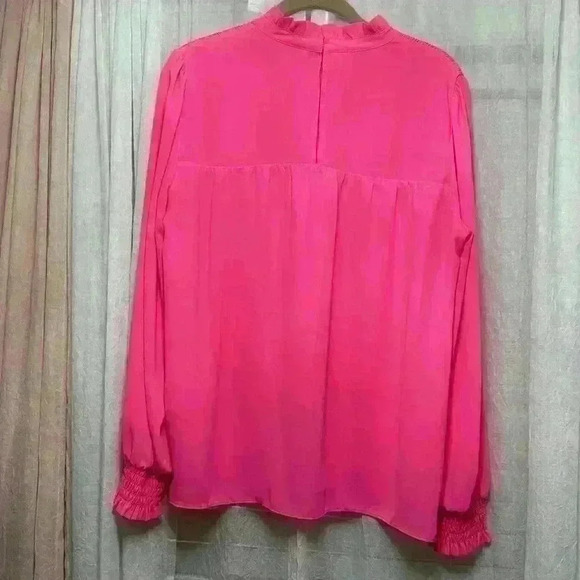 Lilly Pulitzer large fully lined pink blouse Item# S - Picture 3 of 8